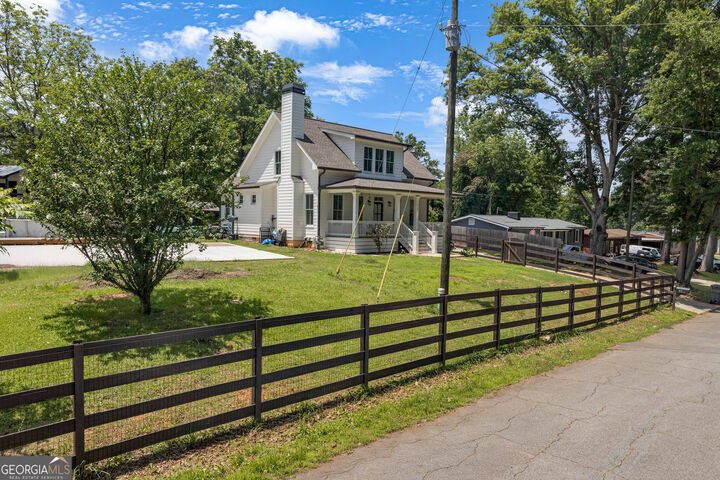 Property Photo: 4137 Grogan Street GA 30101