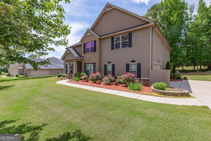 Property Photo:  260 Savannah Drive  GA 30276 
