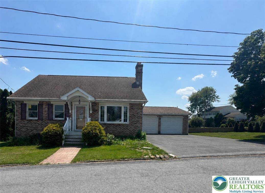 Property Photo: 3638 Washington Street PA 18020