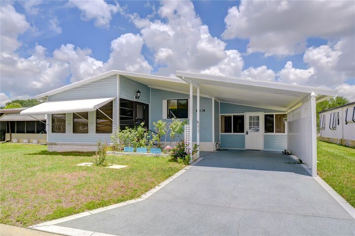 Property Photo:  35123 Colony Hills Drive  FL 33541 