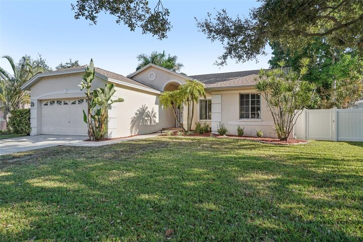 Property Photo:  3132 Shoreline Drive  FL 33760 