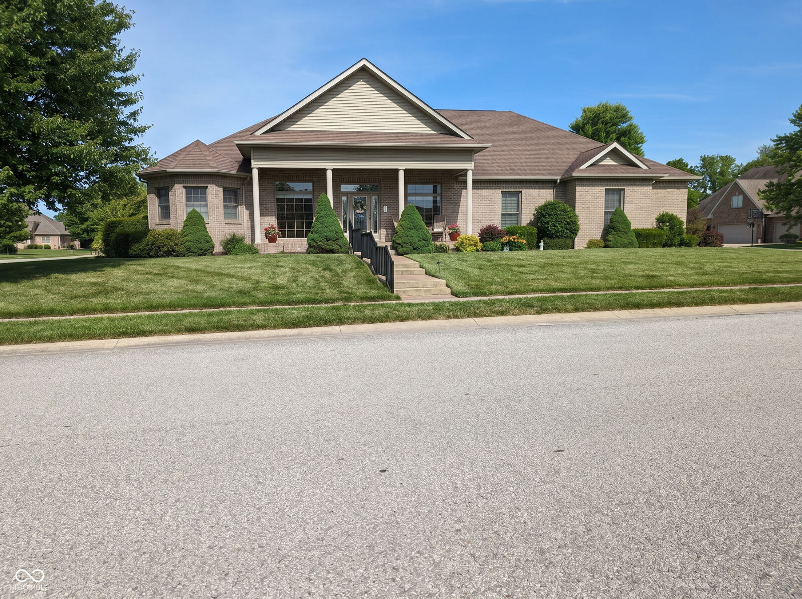 Property Photo:  3975 Arrowwood Drive  IN 47203 