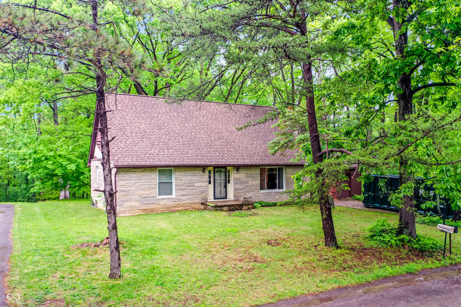 Property Photo:  1609 E Woodland Drive  IN 47408 