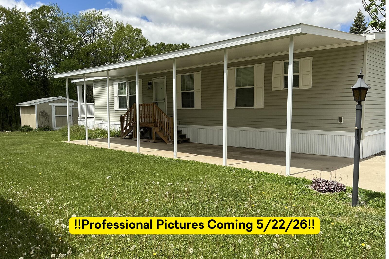Property Photo:  140 Tamarack Avenue NE  MI 49319 