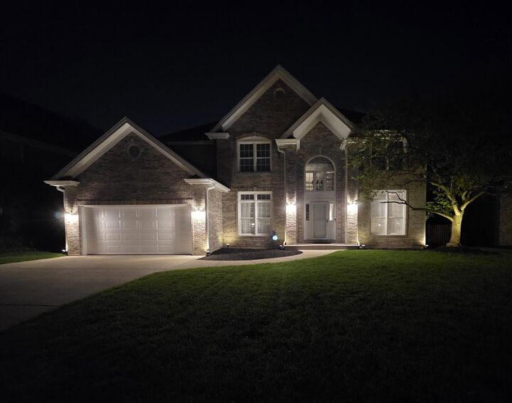 Property Photo: 1N487 Seminole Lane IL 60190