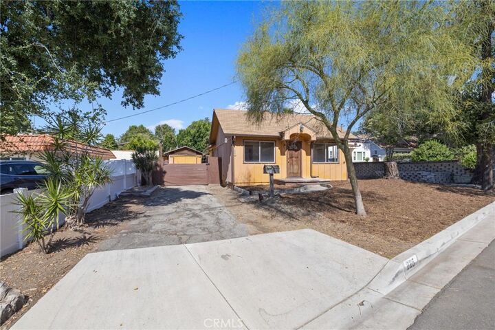 Property Photo: 225 Madeline Drive CA 91016