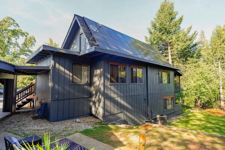 Property Photo: 518 Whiting Street CA 95945