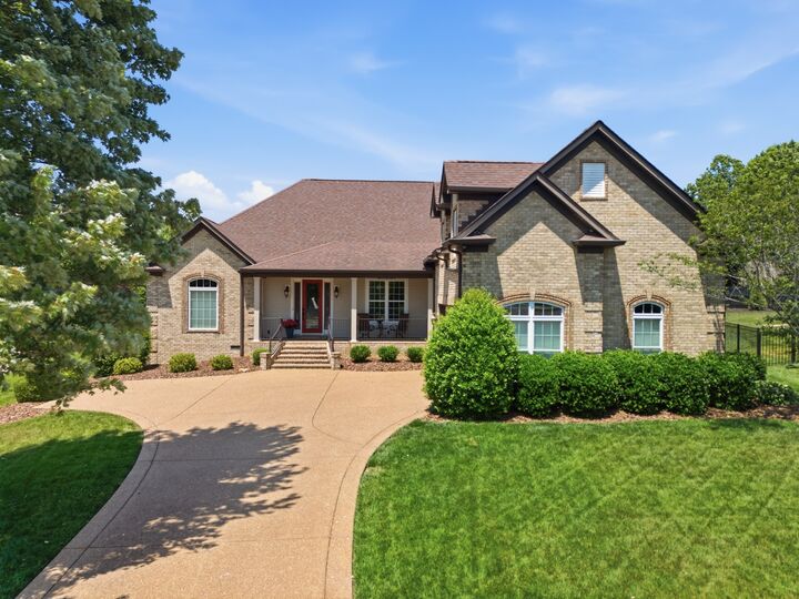 Property Photo:  1072 Gadwall Cir  TN 37075 