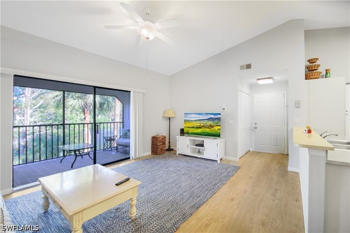 Property Photo:  2058 Arbour Walk Circle 3322  FL 34109 