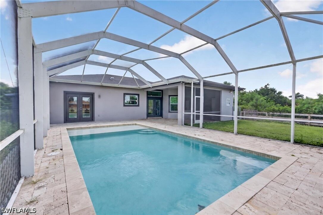 Property Photo: 2863 Everglades Boulevard N FL 34120