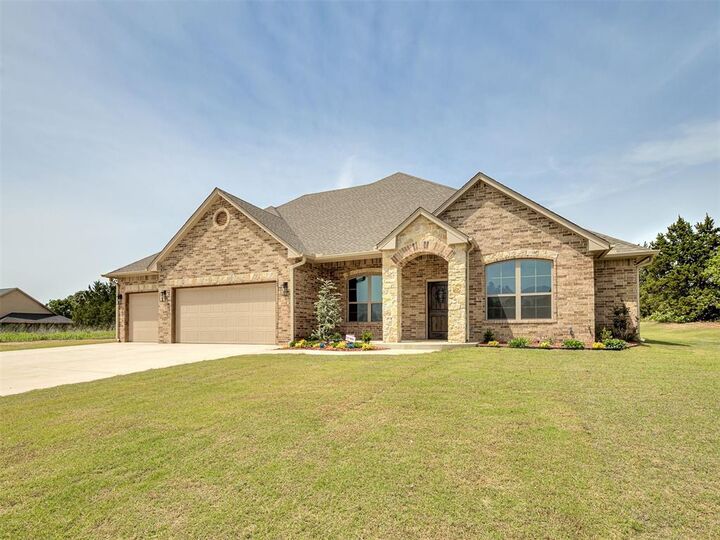 Property Photo:  8060 Longbow  OK 73007 