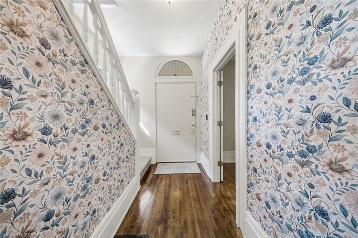 Property Photo:  61 William Street  ON N3T 3K6 