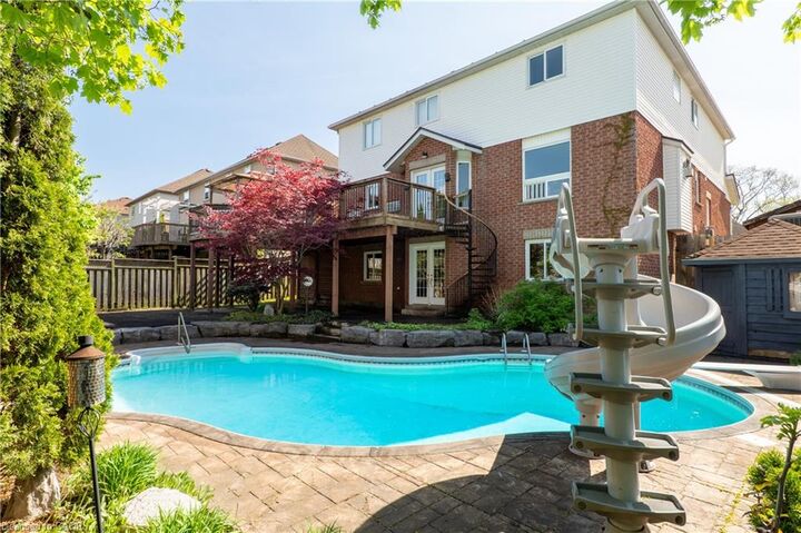 Property Photo:  314 Old Chicopee Trail  ON N2A 4C8 