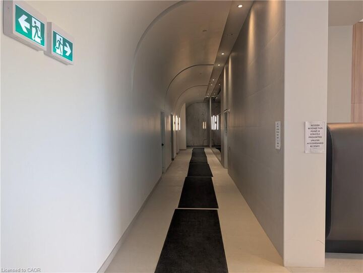 Property Photo:  2075 Lakeshore Road 1907  ON L7R 0H3 
