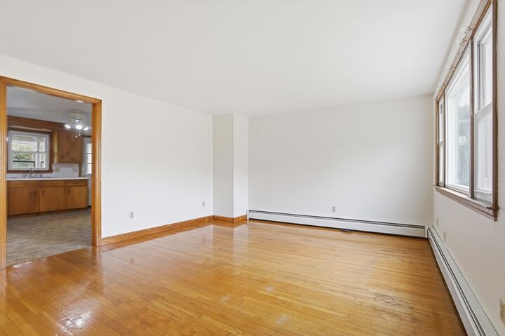 Property Photo:  105-107 Salisbury St  MA 01826 