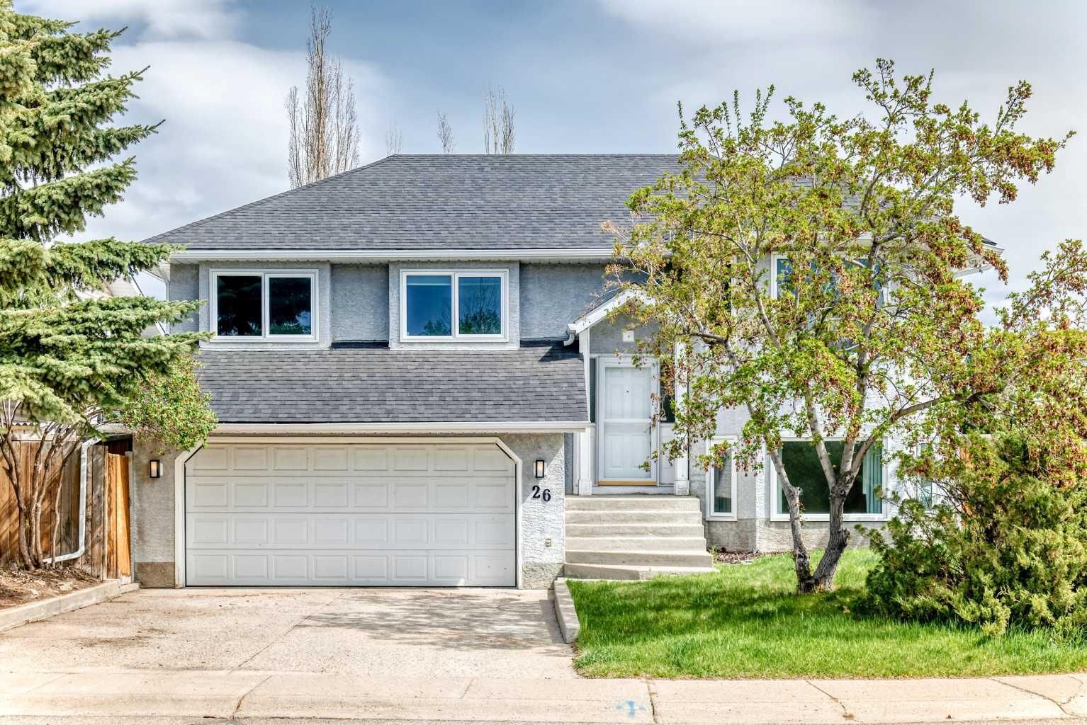 Property Photo: 26 Green Meadow Drive AB T1P 1H3