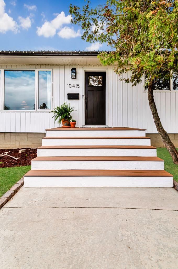 Property Photo:  10415 109 Ave  AB T8V 1S2 