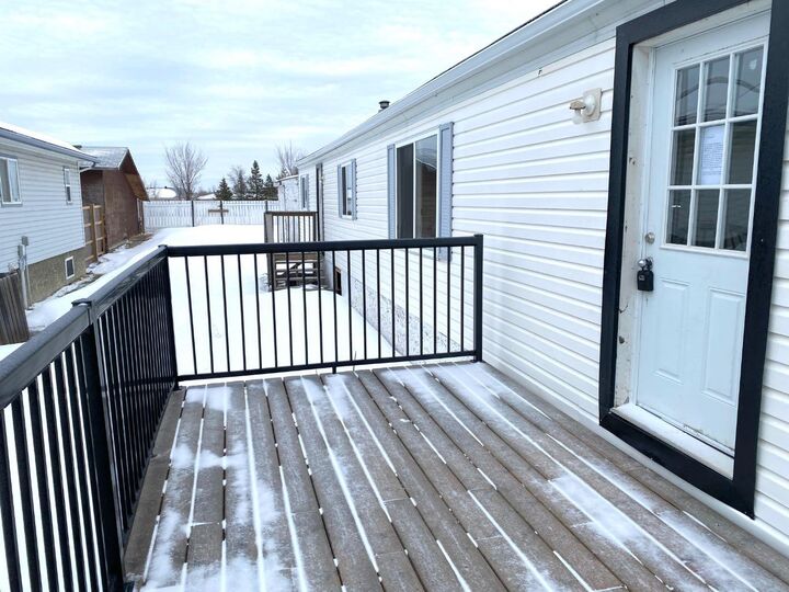 Property Photo:  140 Cokerill Crescent  AB T9K 2J3 
