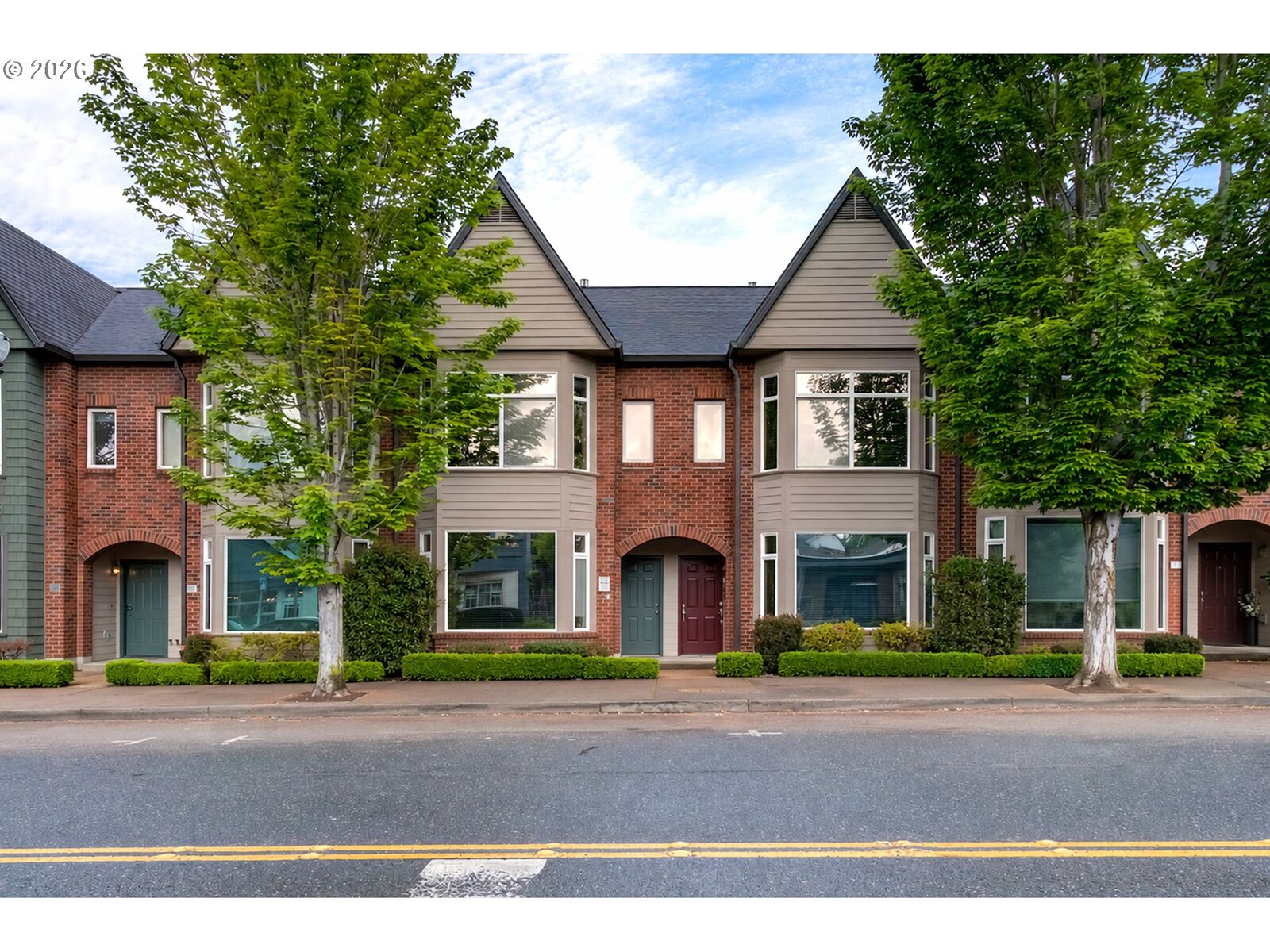 Property Photo: 2412 Main St WA 98660