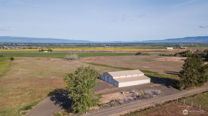 Property Photo:  11335  Vantage Hwy  WA 98926 