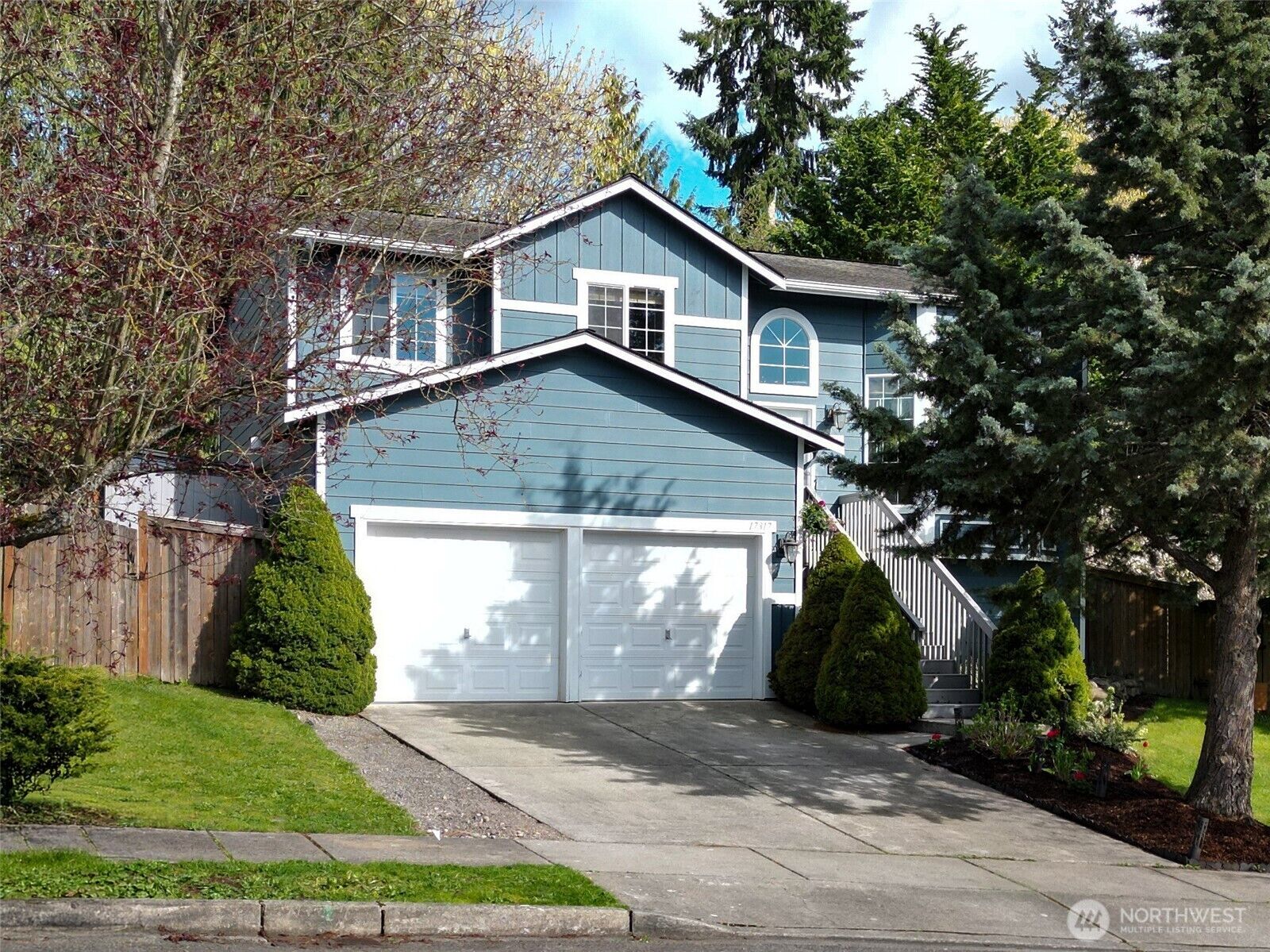 Property Photo:  17317  73rd Drive NE  WA 98223 