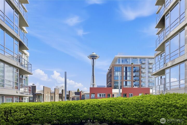 Property Photo:  2929  1st Avenue 808  WA 98121 