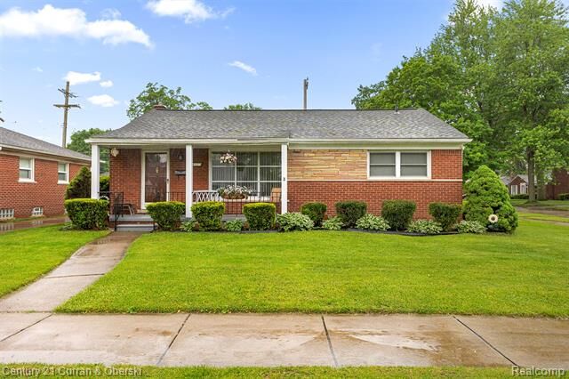 Property Photo:  26657 W Chicago  MI 48239 