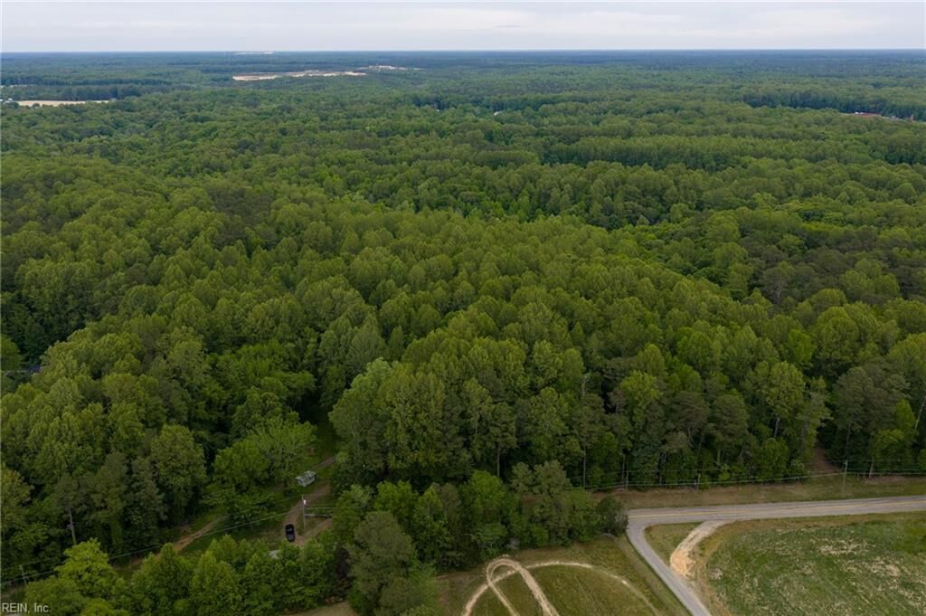 Property Photo:  5 Ac Ark Rd  VA 23061 
