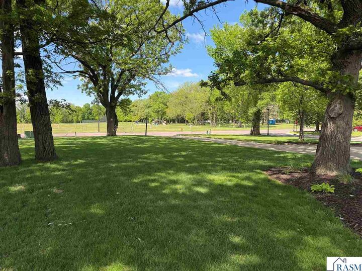 Property Photo: 1111 Summit Avenue MN 56073