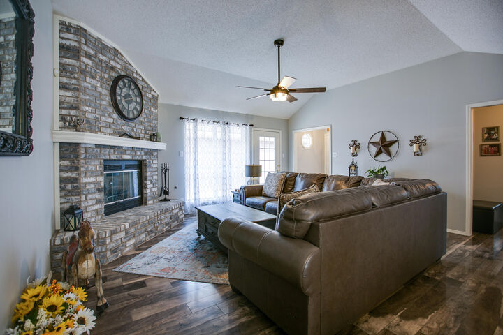 Property Photo:  5221 Oak Grove Boulevard  TX 76904 