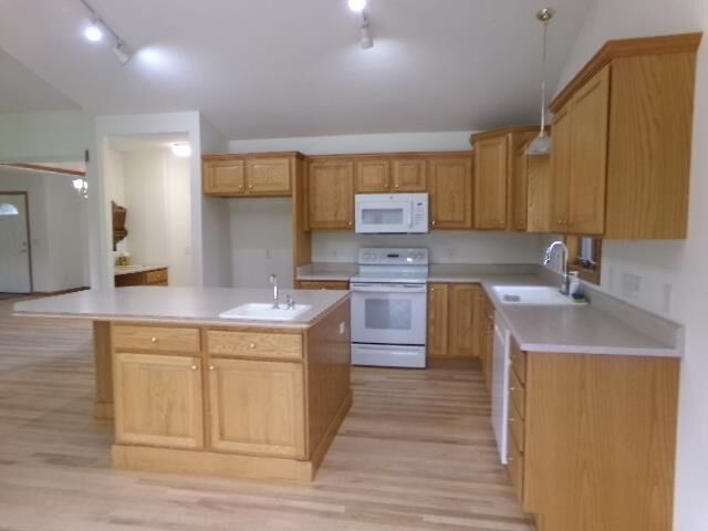 Property Photo:  5614 N Vista Lane  WI 53548 