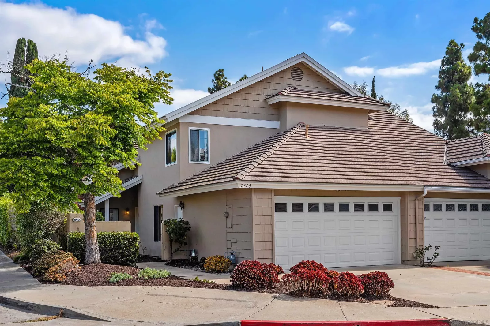 Property Photo: 3970 Carmel Brooks Way CA 92130