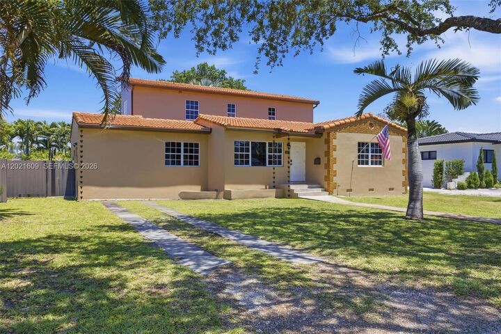 Property Photo: 245 Lenape Dr FL 33166