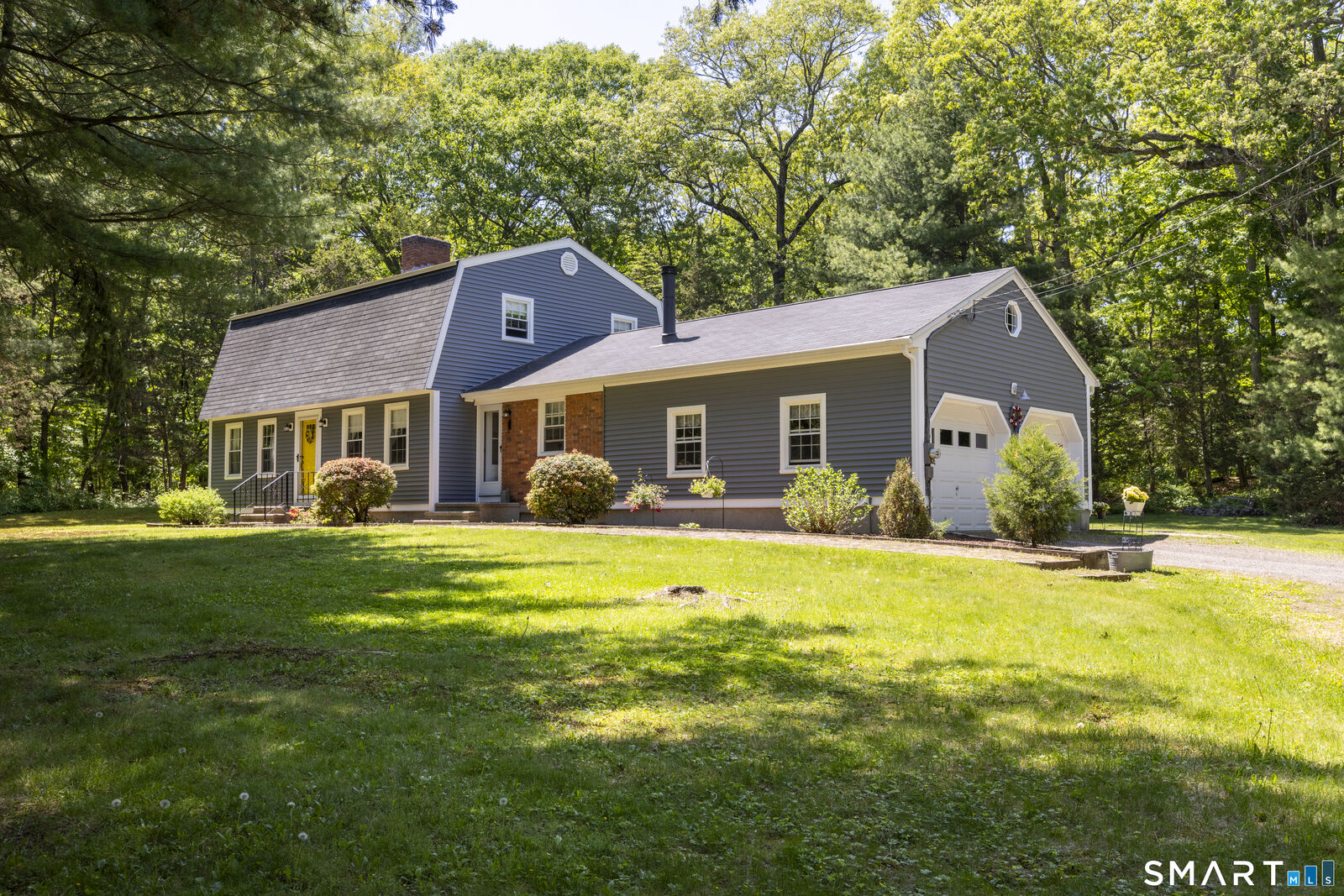 Property Photo:  1472 Hartford Turnpike  CT 06473 
