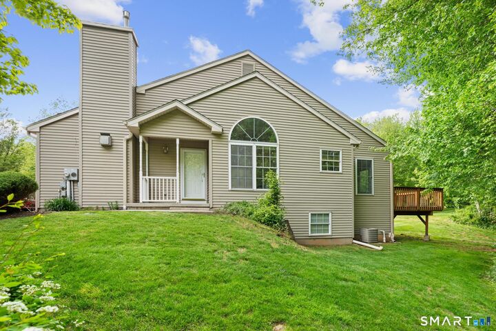 Property Photo:  25 Hamden Hills Drive 52  CT 06518 