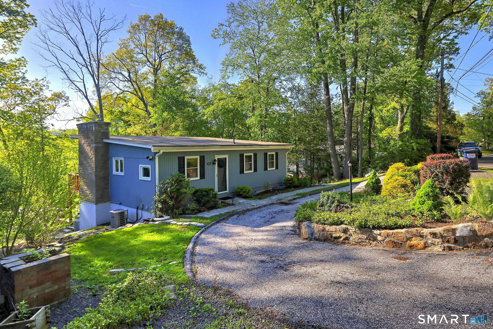 Property Photo:  20 Oak Road  CT 06776 