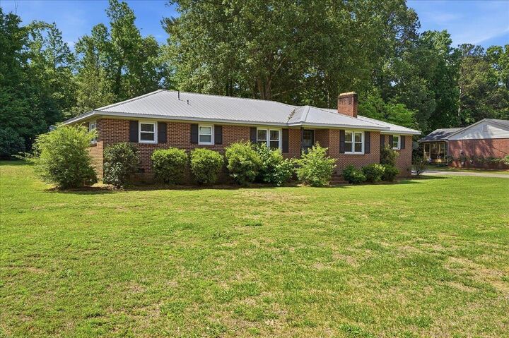 Property Photo:  208 Skyland Drive  SC 29325 