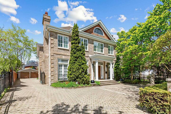 44 Cotswold Crescent — photo 1