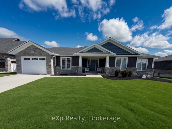 11 Noeckerville Hill Drive — photo 1
