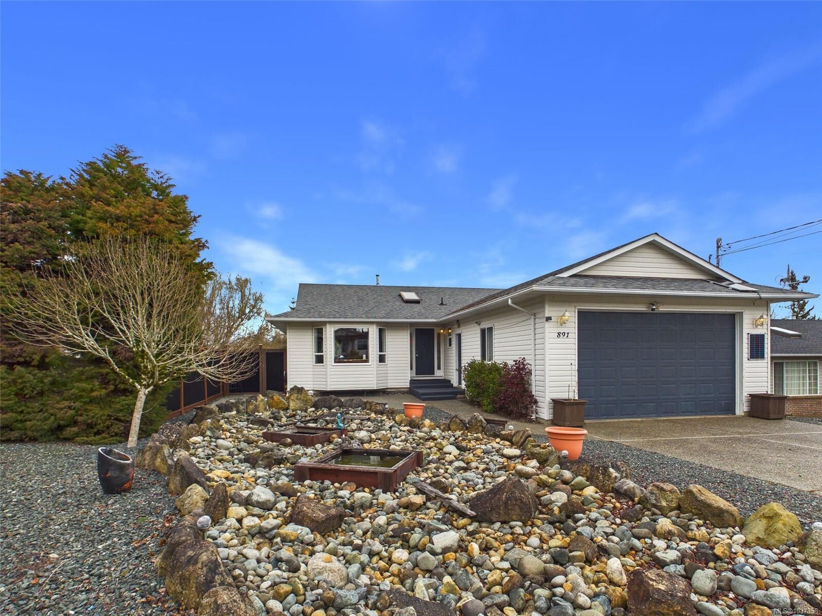 Property Photo: 891 Esslinger Rd BC V9P 2R1