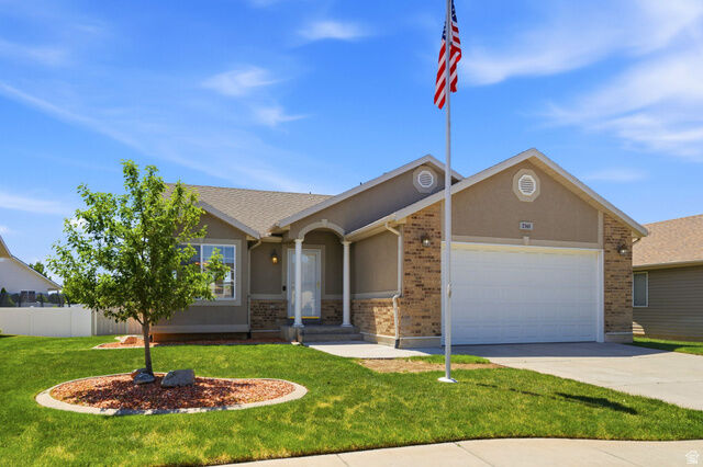 Property Photo: 2161 W Craig Ln UT 84075