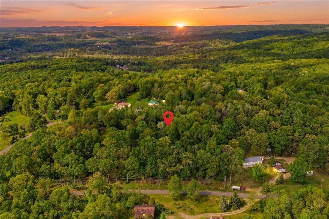Property Photo:  1095 Marshall Heights Rd  PA 15717 