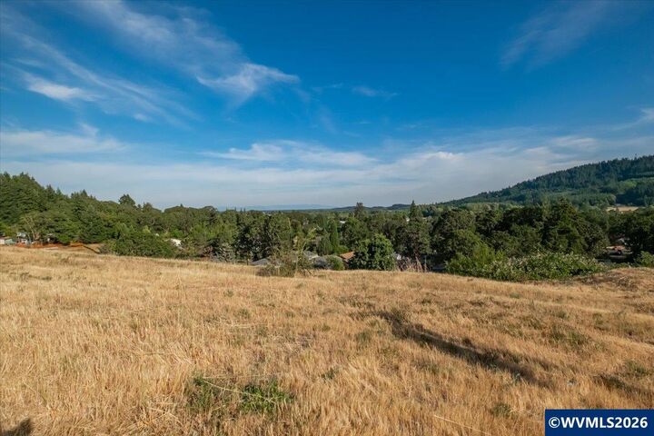 Property Photo:  555 Coastal View Dr  OR 97370 