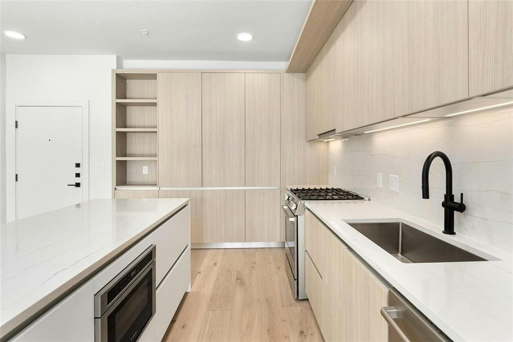 Property Photo: 2209 S 1st Street 332 TX 78704