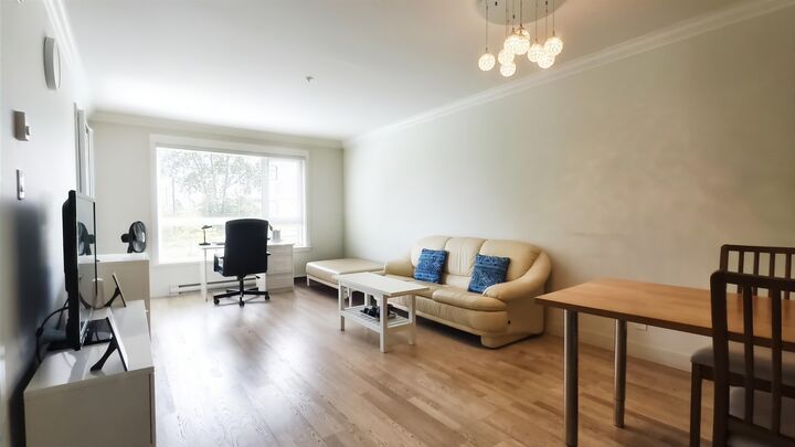 Property Photo: 7058 14th Avenue 209 BC V3N 0E6