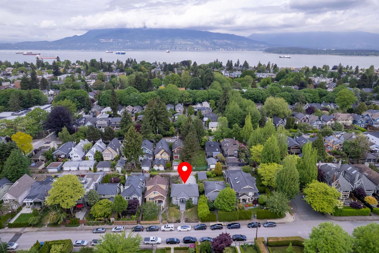 Photo de la propriété:  3425 W 8th Avenue  BC V6R 1Y6 