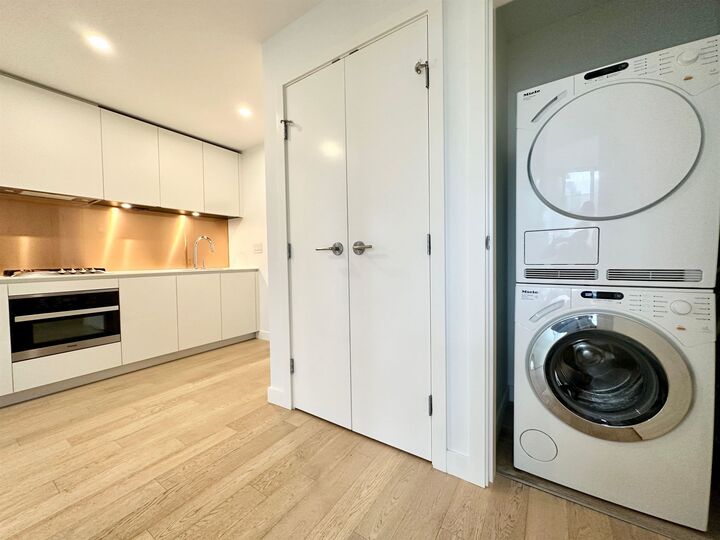 Property Photo:  1480 Howe Street 2610  BC V6Z 1C4 