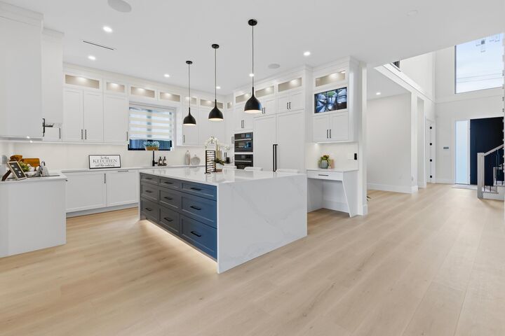 Property Photo: 1575 Cornell Avenue BC V3J 3A2
