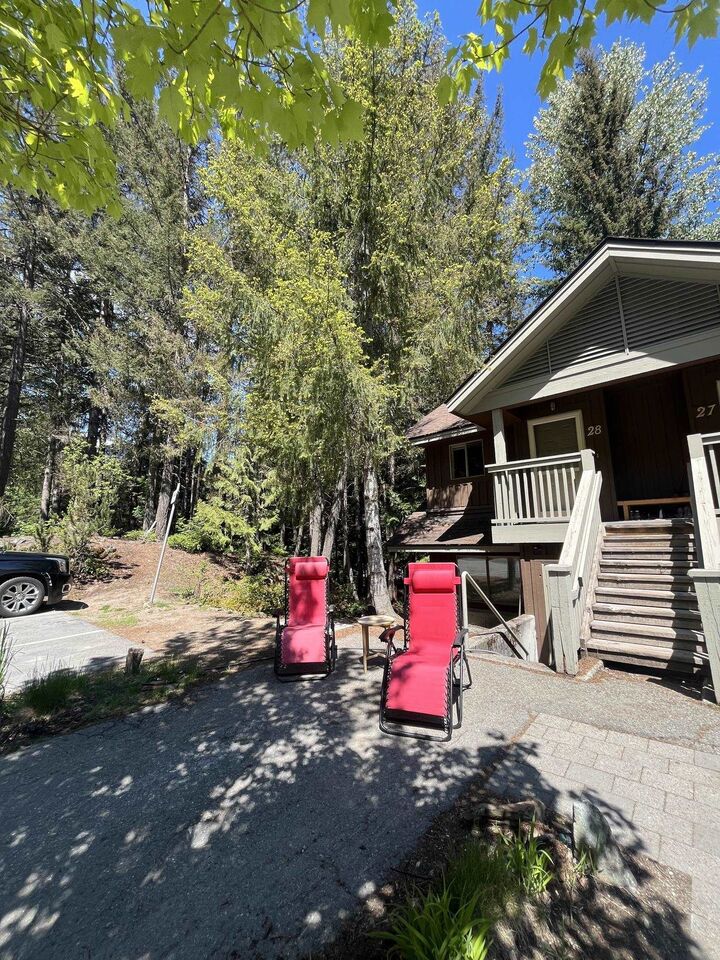 Property Photo: 3102 Panorama Ridge 28D BC V8E 0V3