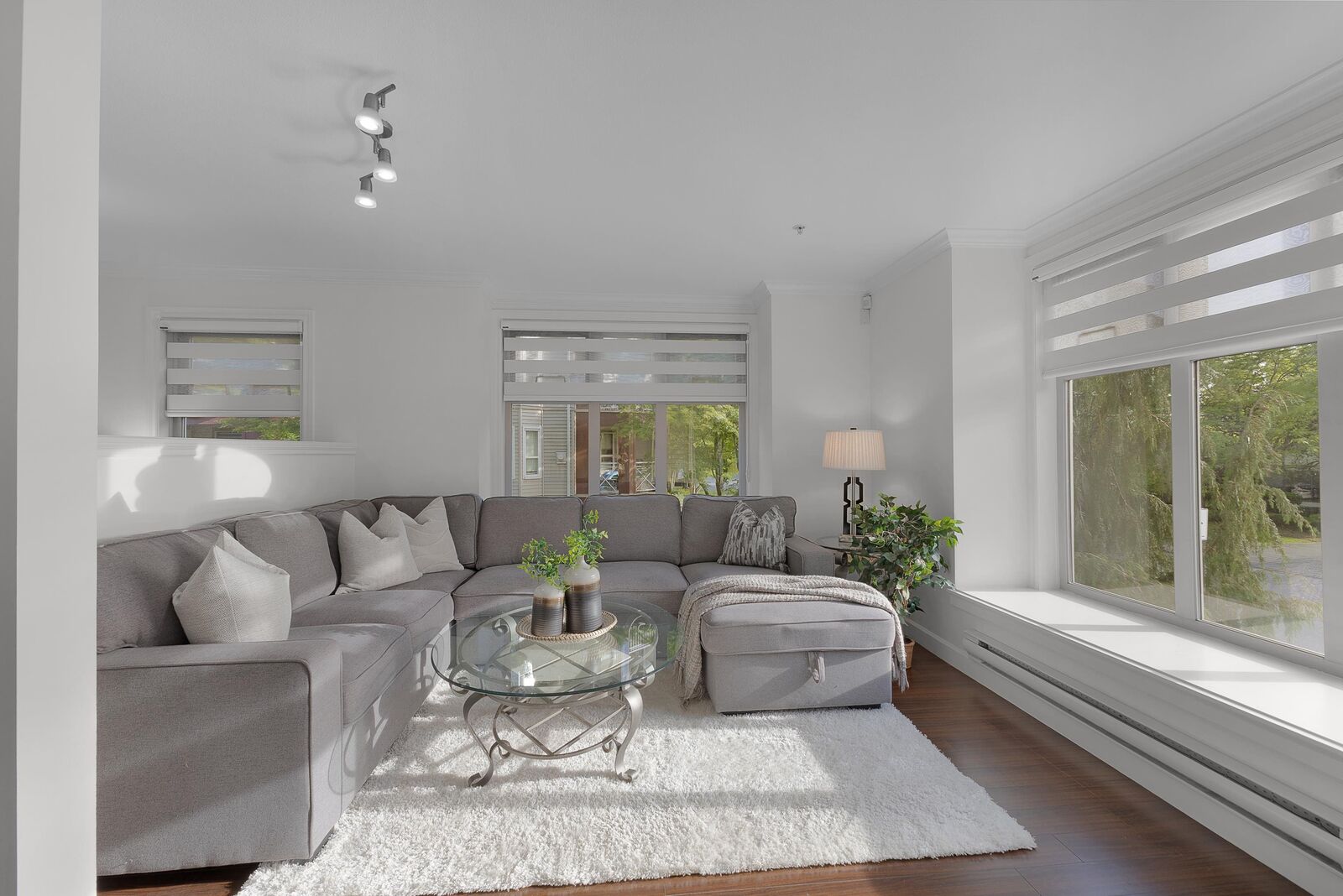 Property Photo:  8084 120A Street 202  BC V3W 1V2 